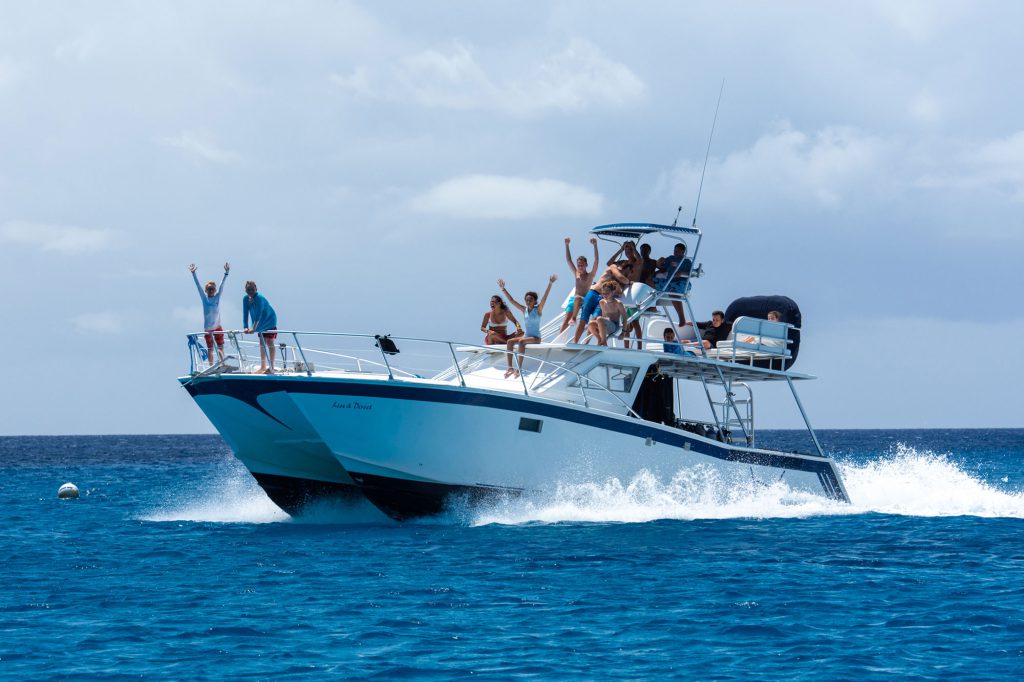 Boat Hire Turks and Caicos